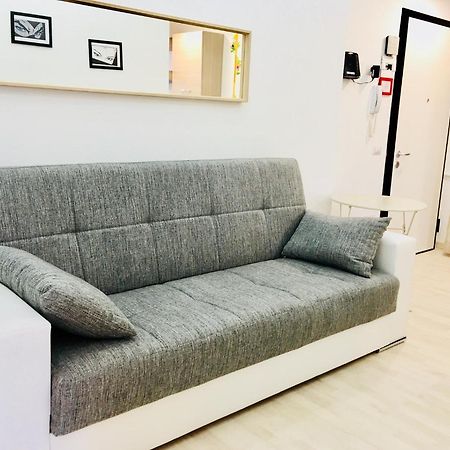 Fondazione Prada Apartment With Balcony Милано Екстериор снимка